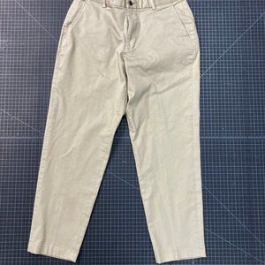 Uniqlo Wide Fit Chino with Strech Waistband - M